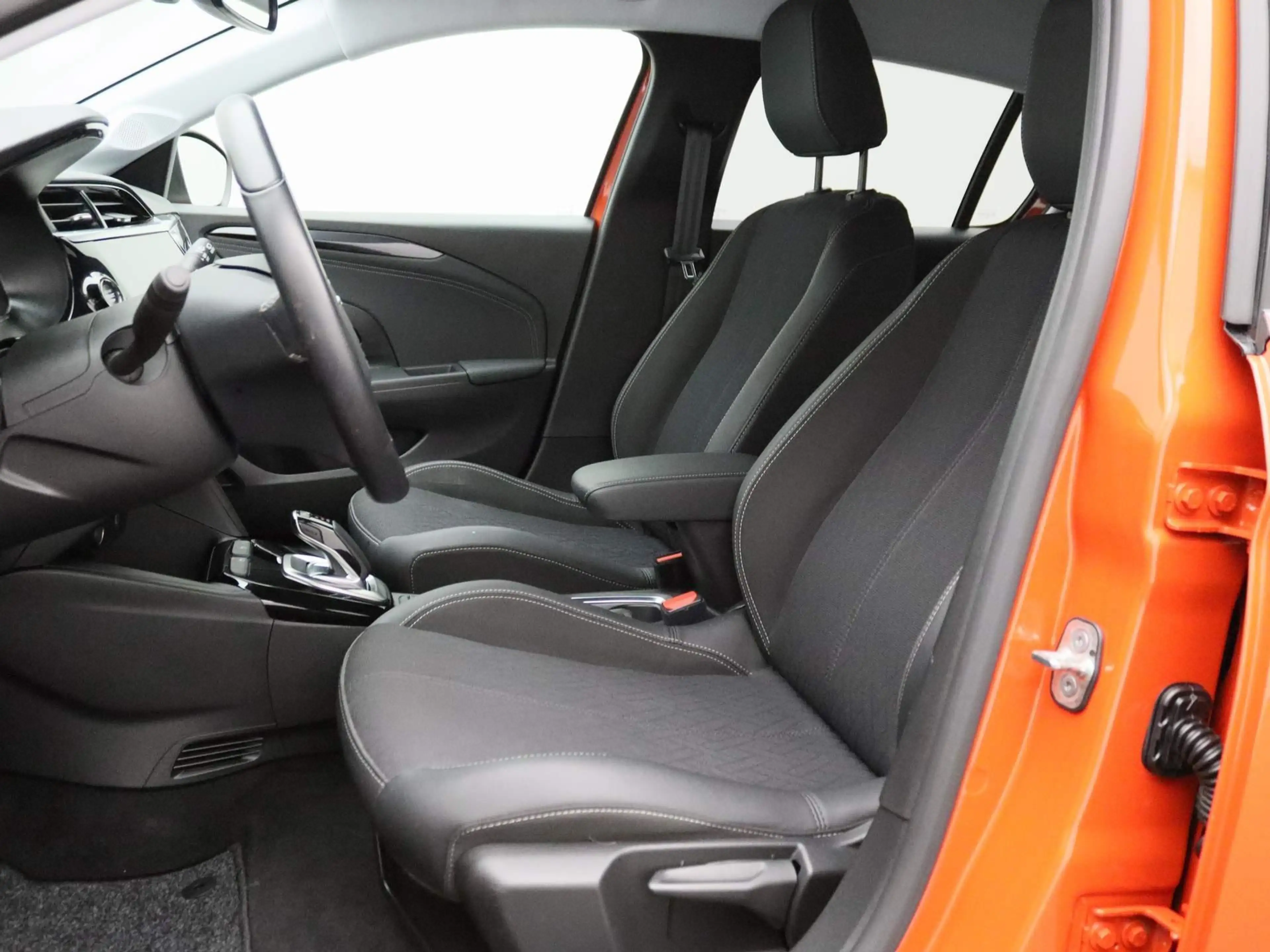 Opel Corsa-e Elegance 50 kWh | Navi | ECC | PDC | LMV | LED | C — photo 12