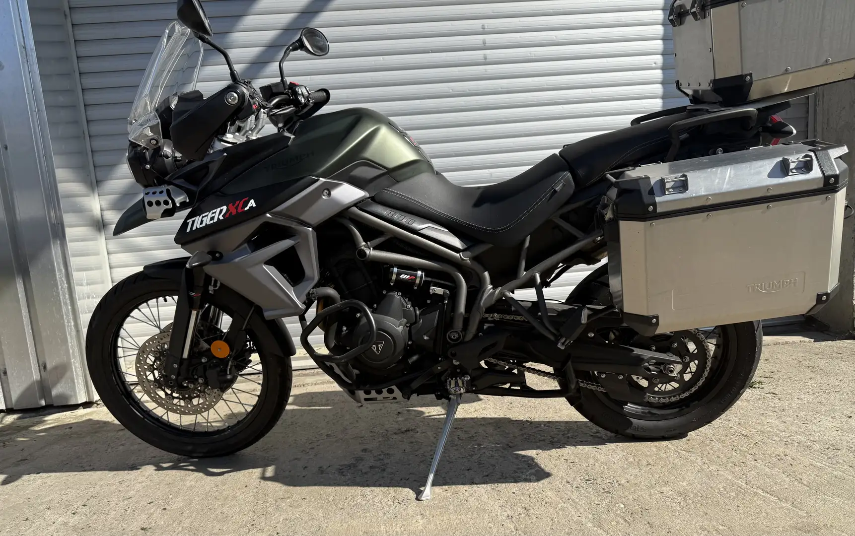 Triumph Tiger 800 XCA – Adventure-Tourer mit Vollausstattung Чорний - 2