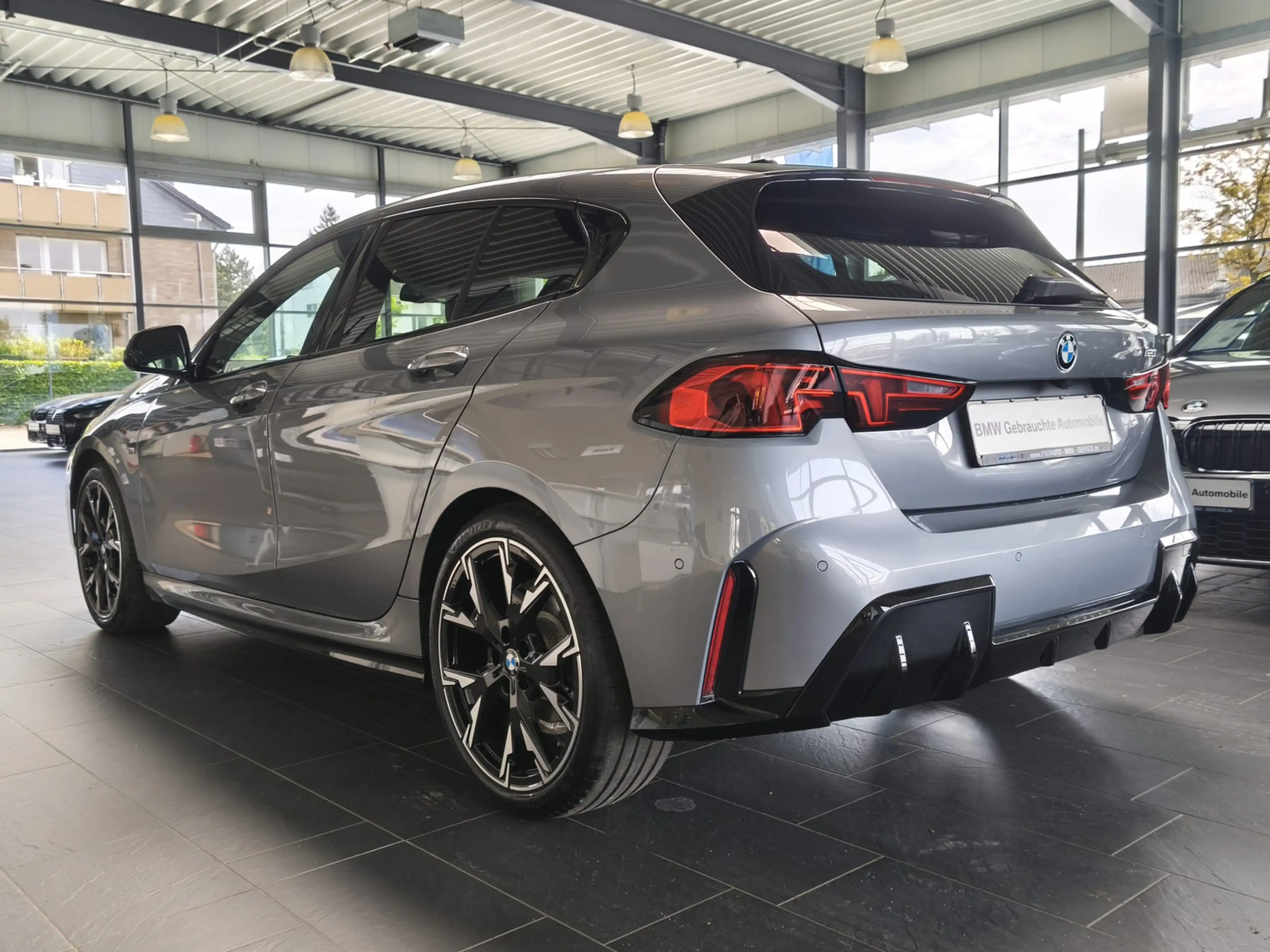 BMW 120 i M Sport Dr.As+/19"/ACC — photo 4