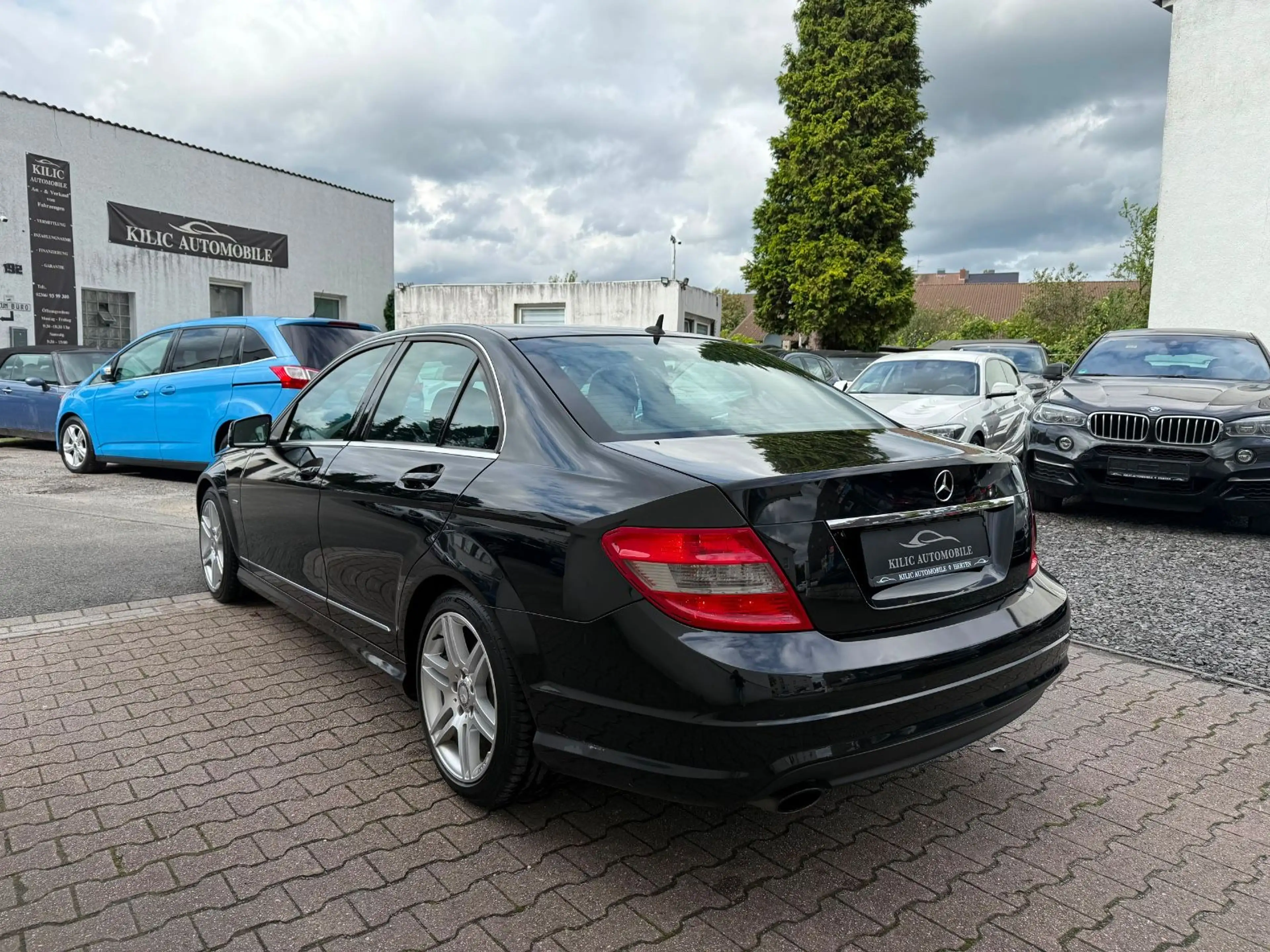 Mercedes-Benz C 180 CGI AMG BlueEfficiency 2.Hand*Leder*Garant — photo 8
