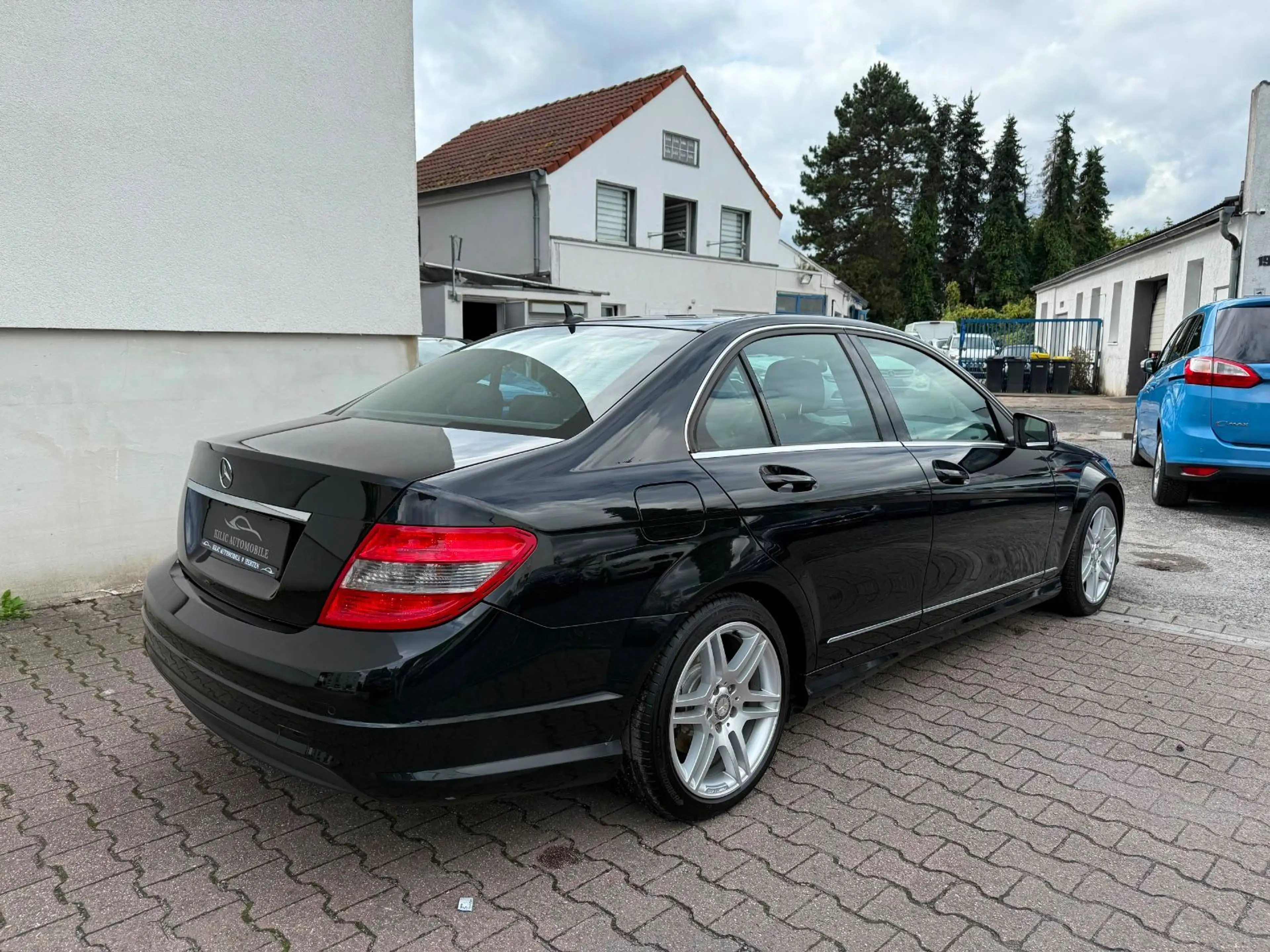 Mercedes-Benz C 180 CGI AMG BlueEfficiency 2.Hand*Leder*Garant — photo 6