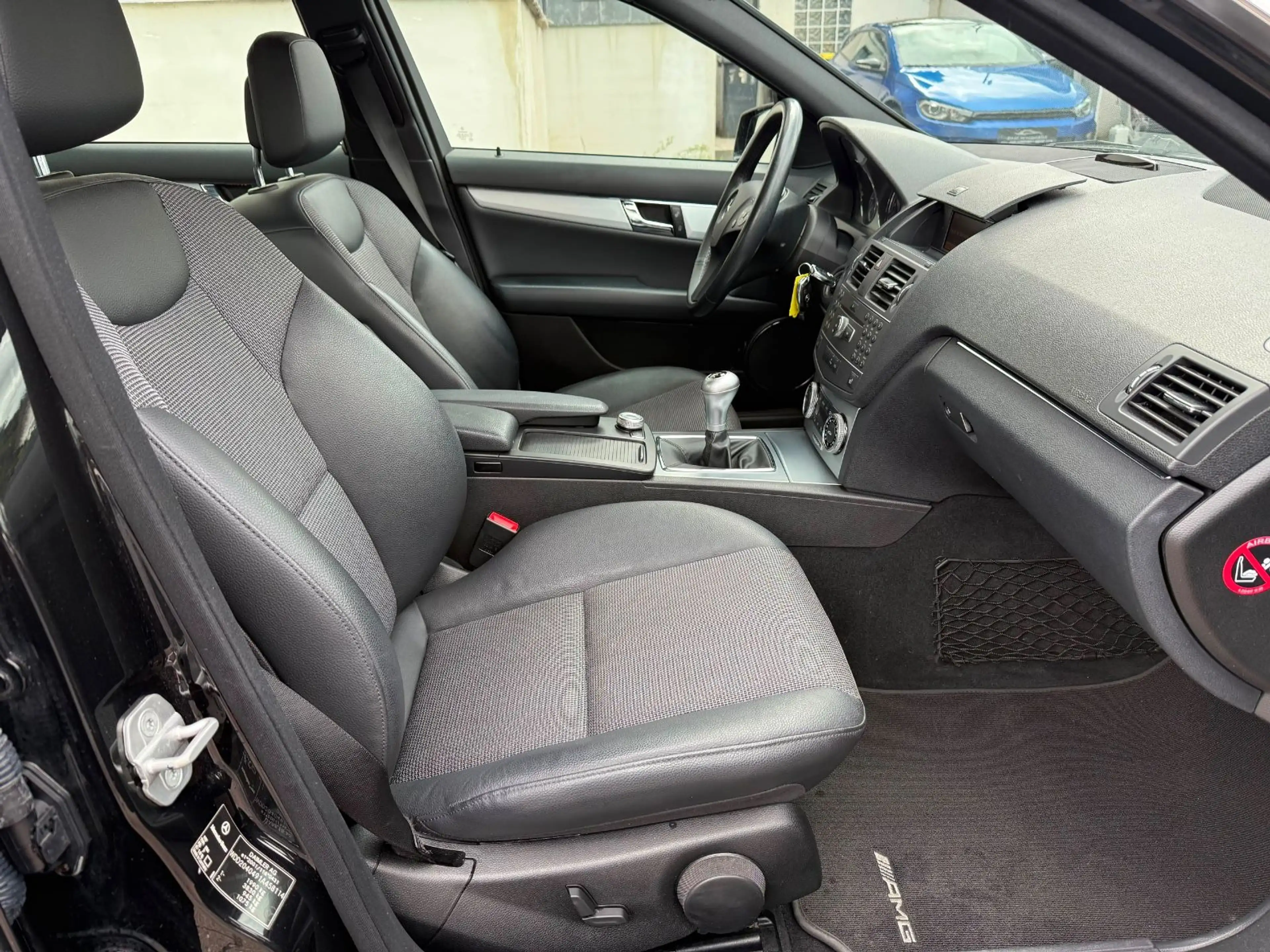 Mercedes-Benz C 180 CGI AMG BlueEfficiency 2.Hand*Leder*Garant — photo 20