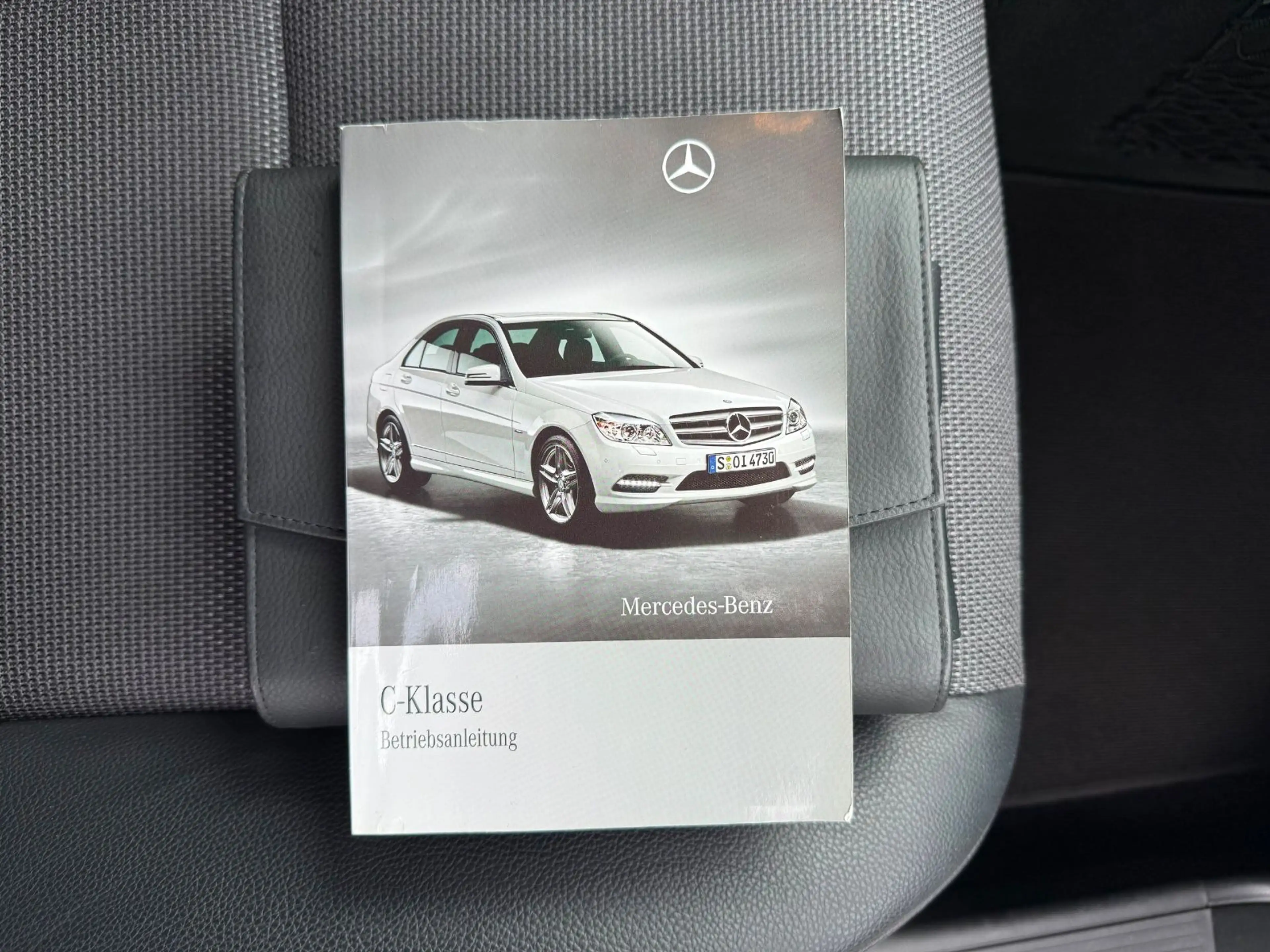 Mercedes-Benz C 180 CGI AMG BlueEfficiency 2.Hand*Leder*Garant — photo 24