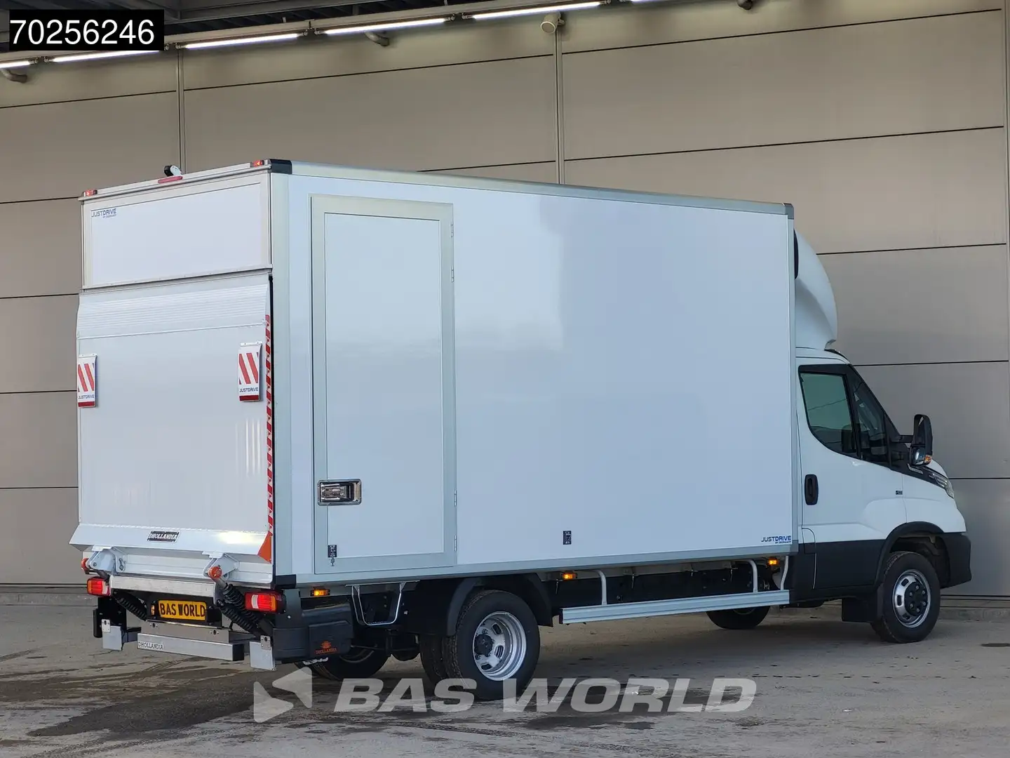 Iveco Daily 35C18 3.0L Automaat Bakwagen Laadklep LED Navi Cam Weiß - 2
