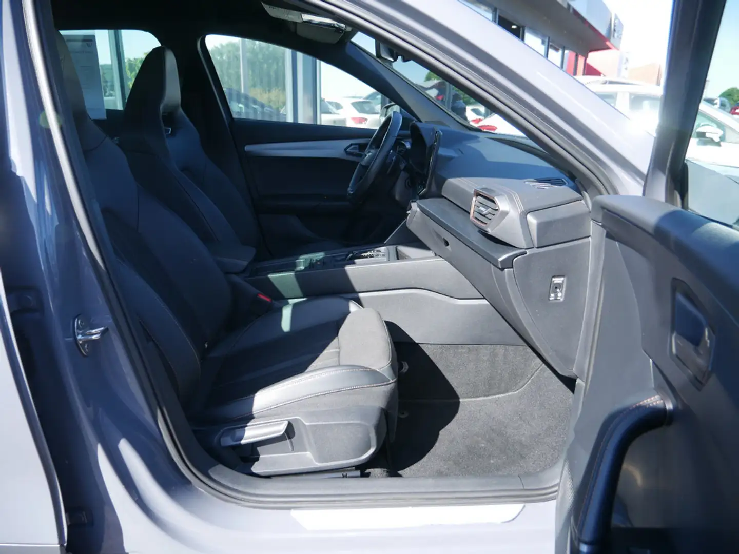 CUPRA Formentor 2.0 TSI VZ 4Drive ACC LED COPPER Grau - 2