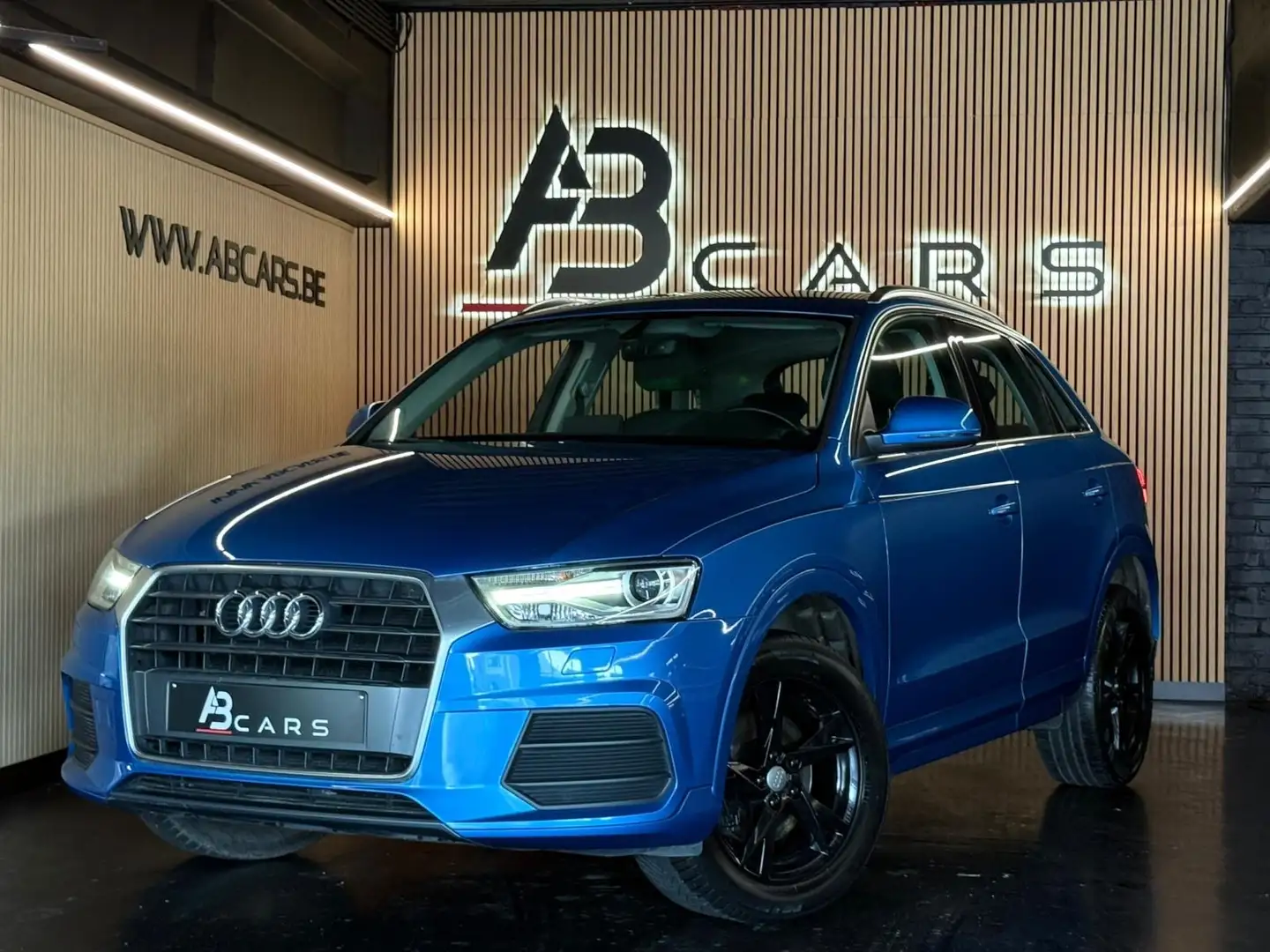Audi Q3 2.0 TDi * GARANTIE 12 MOIS * 1ER PROP * 113MKM * Modrá - 1