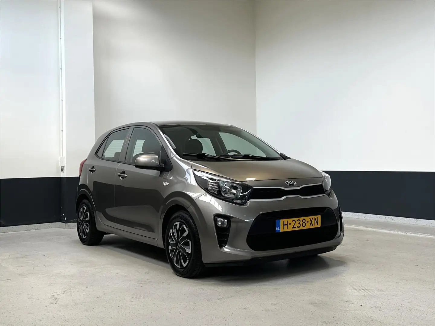 Kia Picanto 1.0 MPi ComfortPlusLine | Apple Carplay | Navigati Grijs - 1