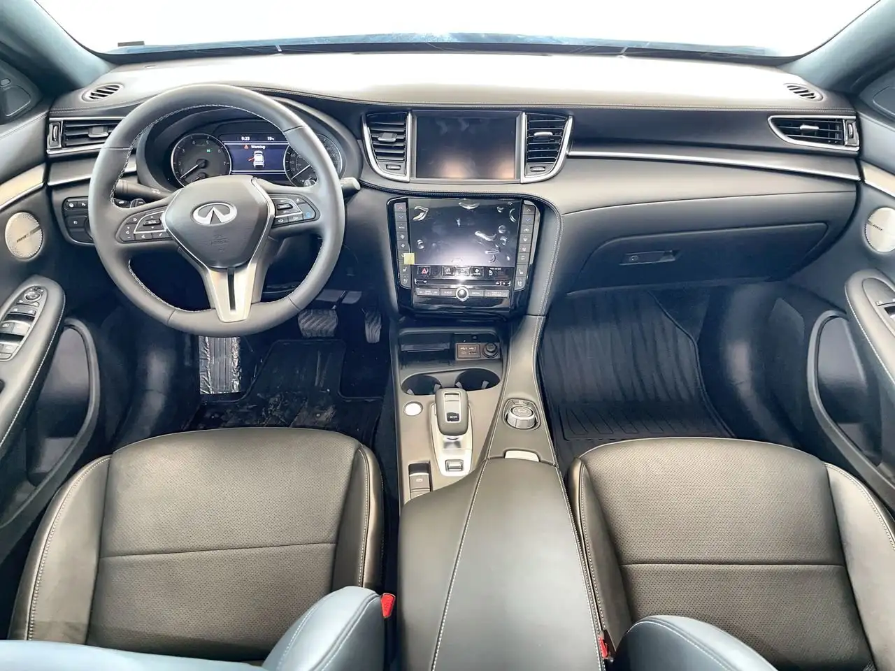 Infiniti QX55 снимка Infiniti QX55