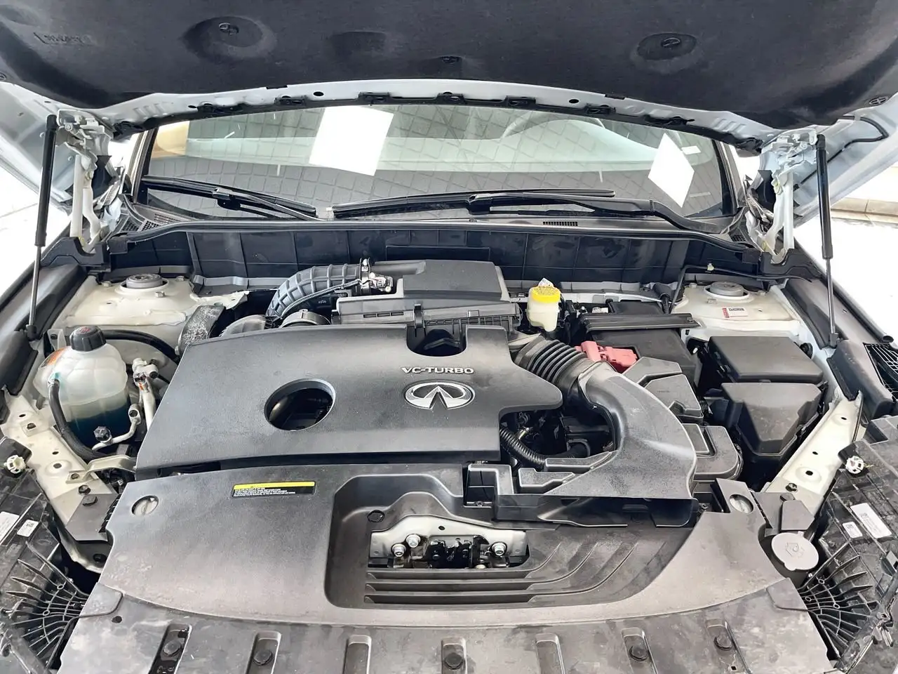 Infiniti QX55 снимка Infiniti QX55
