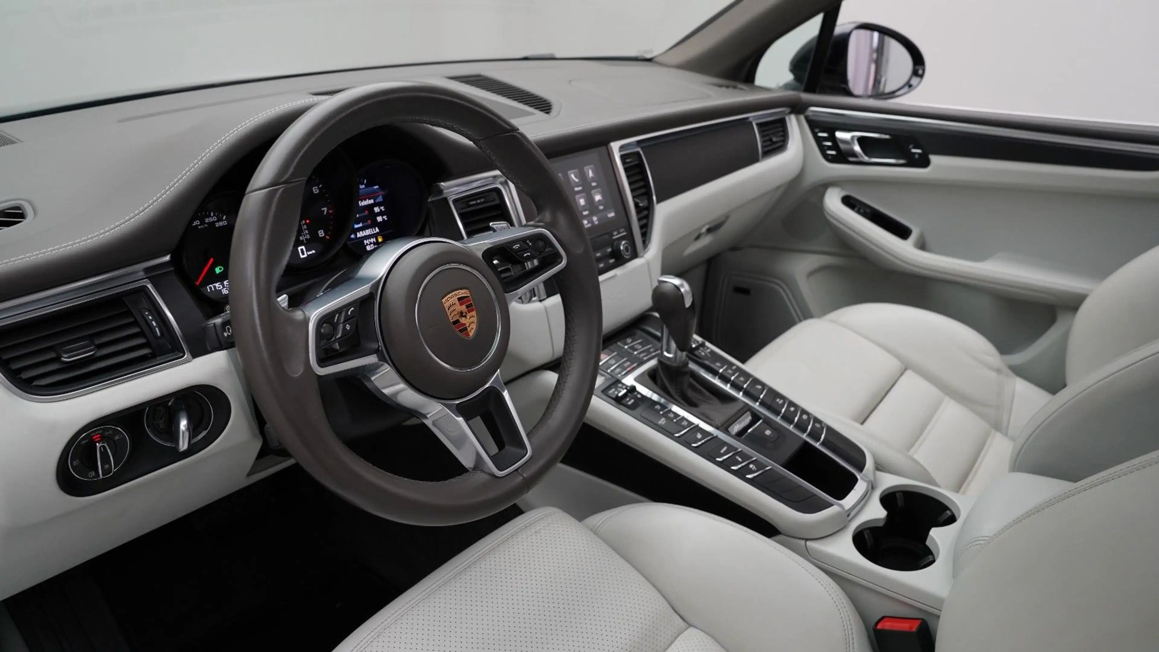 Porsche Macan GTS *PDLS+*KAMERA*BOSE*PANO*1-HAND* APPLE* — photo 8
