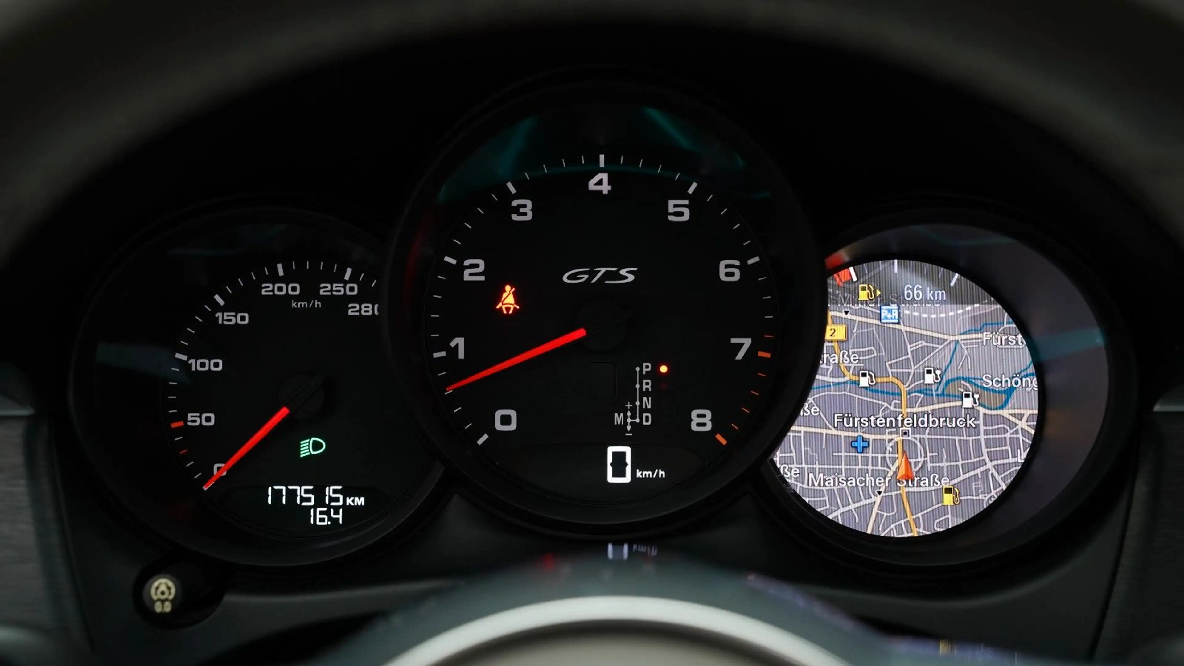 Porsche Macan GTS *PDLS+*KAMERA*BOSE*PANO*1-HAND* APPLE* — photo 15