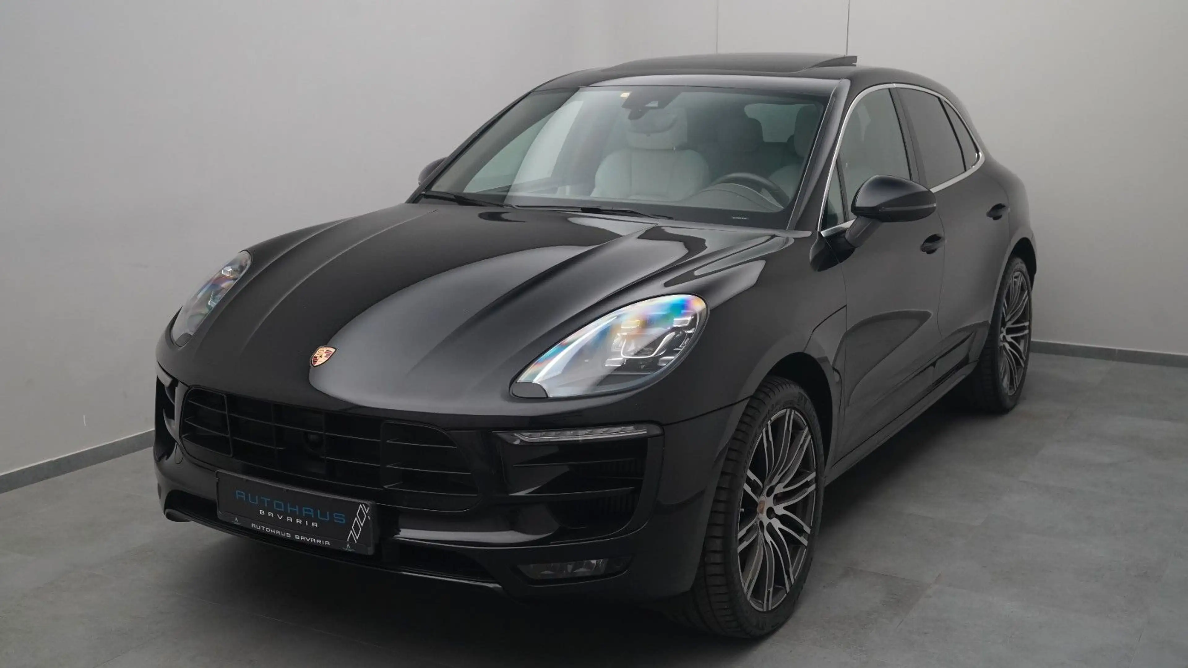Porsche Macan GTS *PDLS+*KAMERA*BOSE*PANO*1-HAND* APPLE* — photo 2