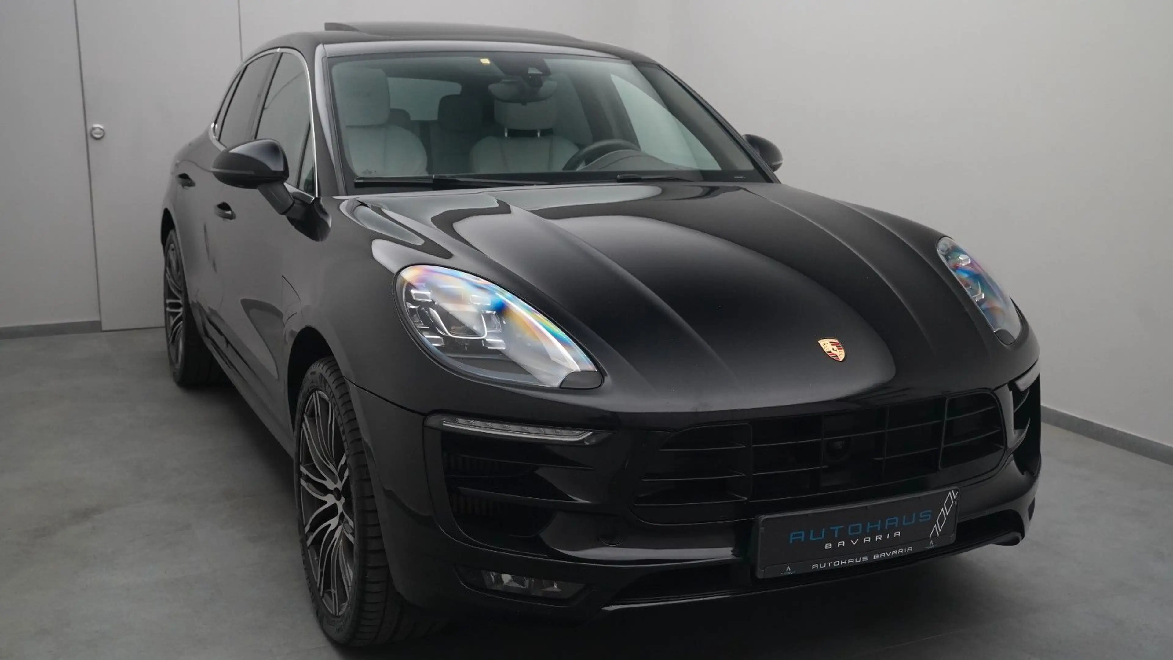 Porsche Macan GTS *PDLS+*KAMERA*BOSE*PANO*1-HAND* APPLE* — photo 4