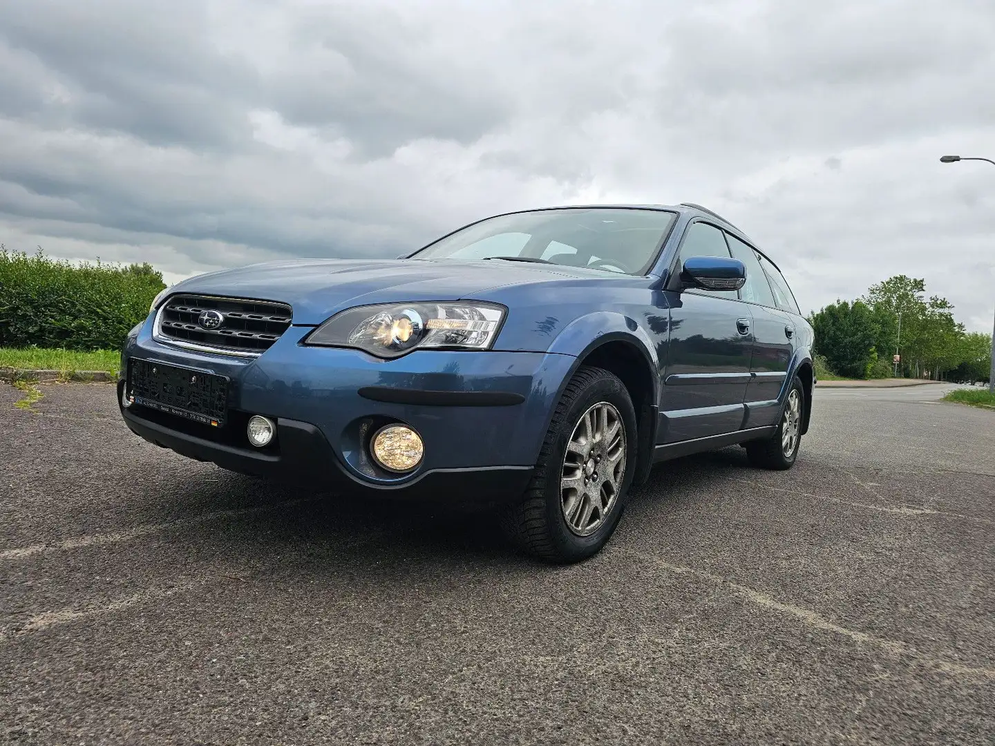 Subaru Legacy Kombi/ Outback 2.5 Outback Blau - 2