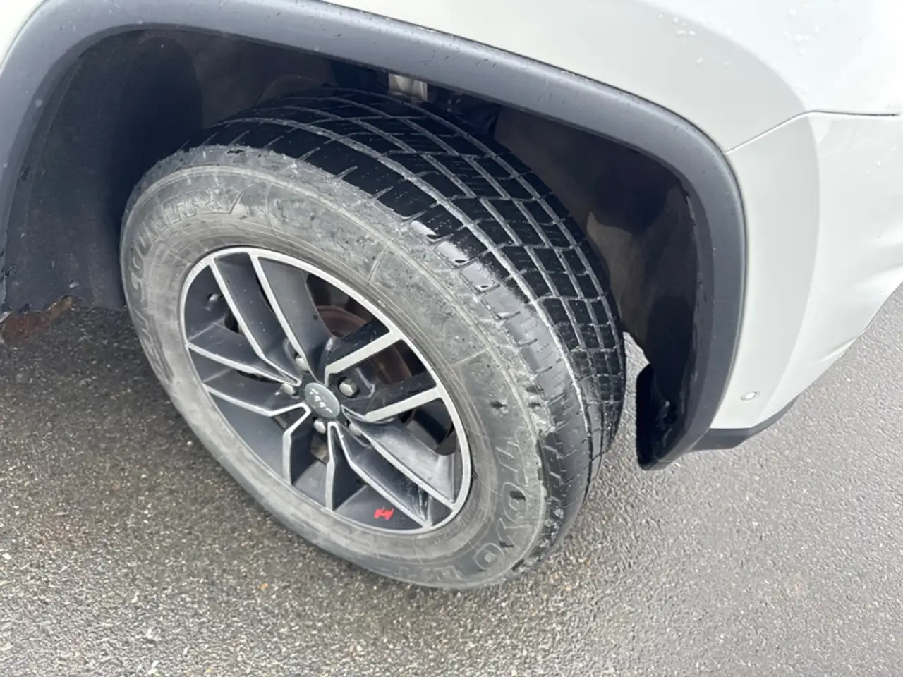 Jeep Grand Cherokee photo Jeep Grand Cherokee