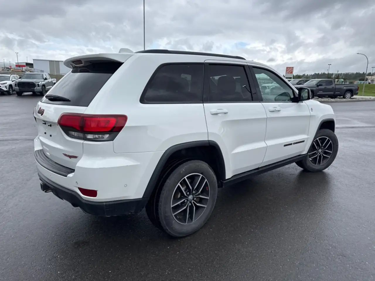 Jeep Grand Cherokee photo Jeep Grand Cherokee