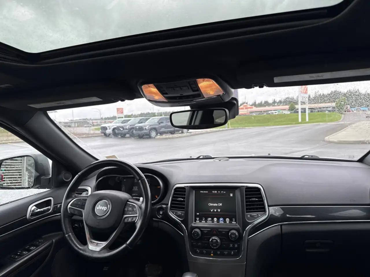Jeep Grand Cherokee photo Jeep Grand Cherokee