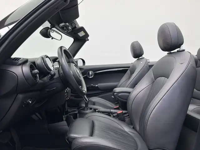 Mini Cooper Cooper view 14