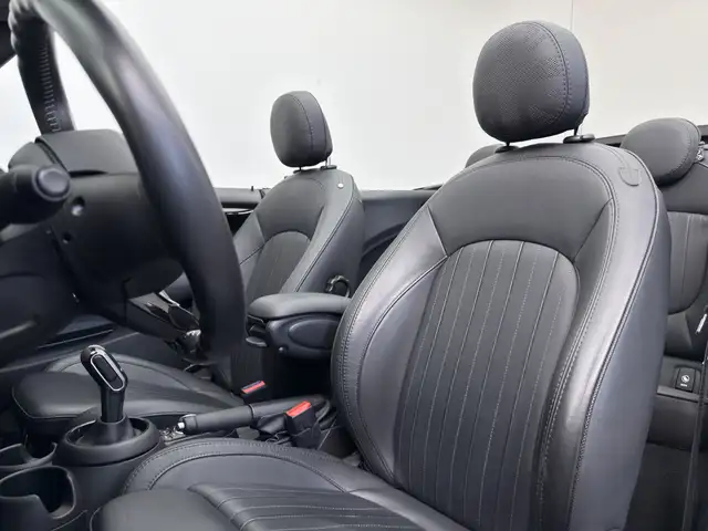 Mini Cooper Cooper view 13