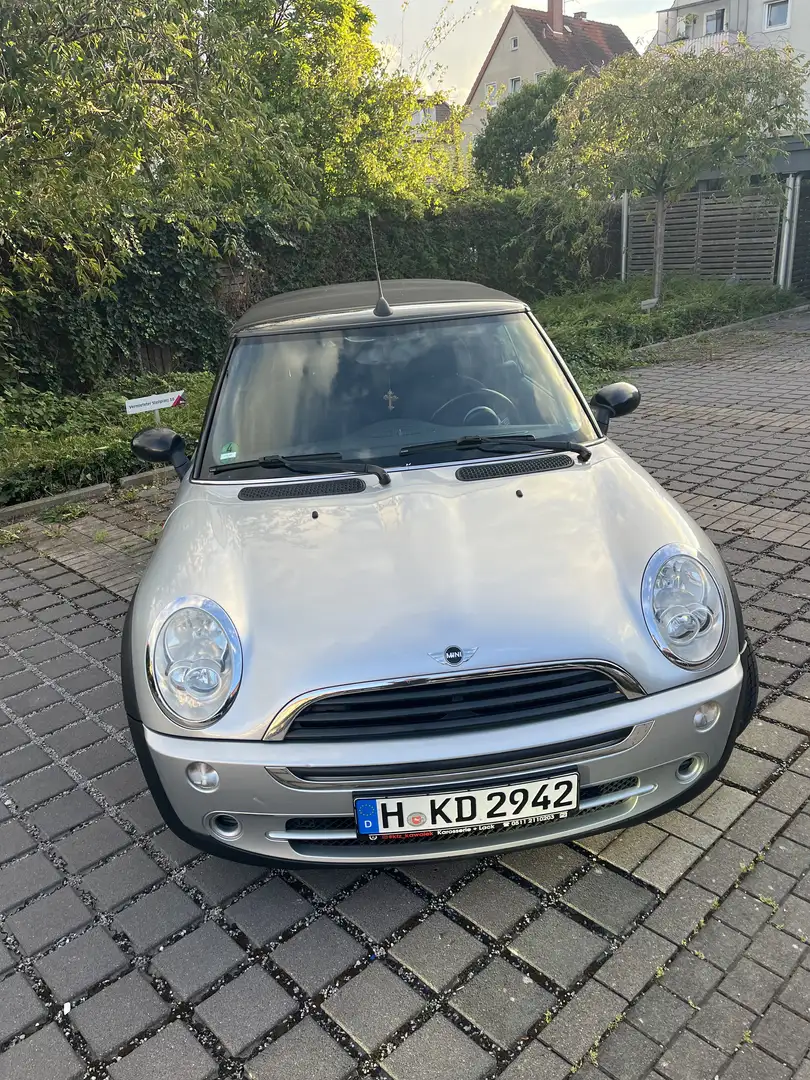 MINI Cooper C Cabrio - 2