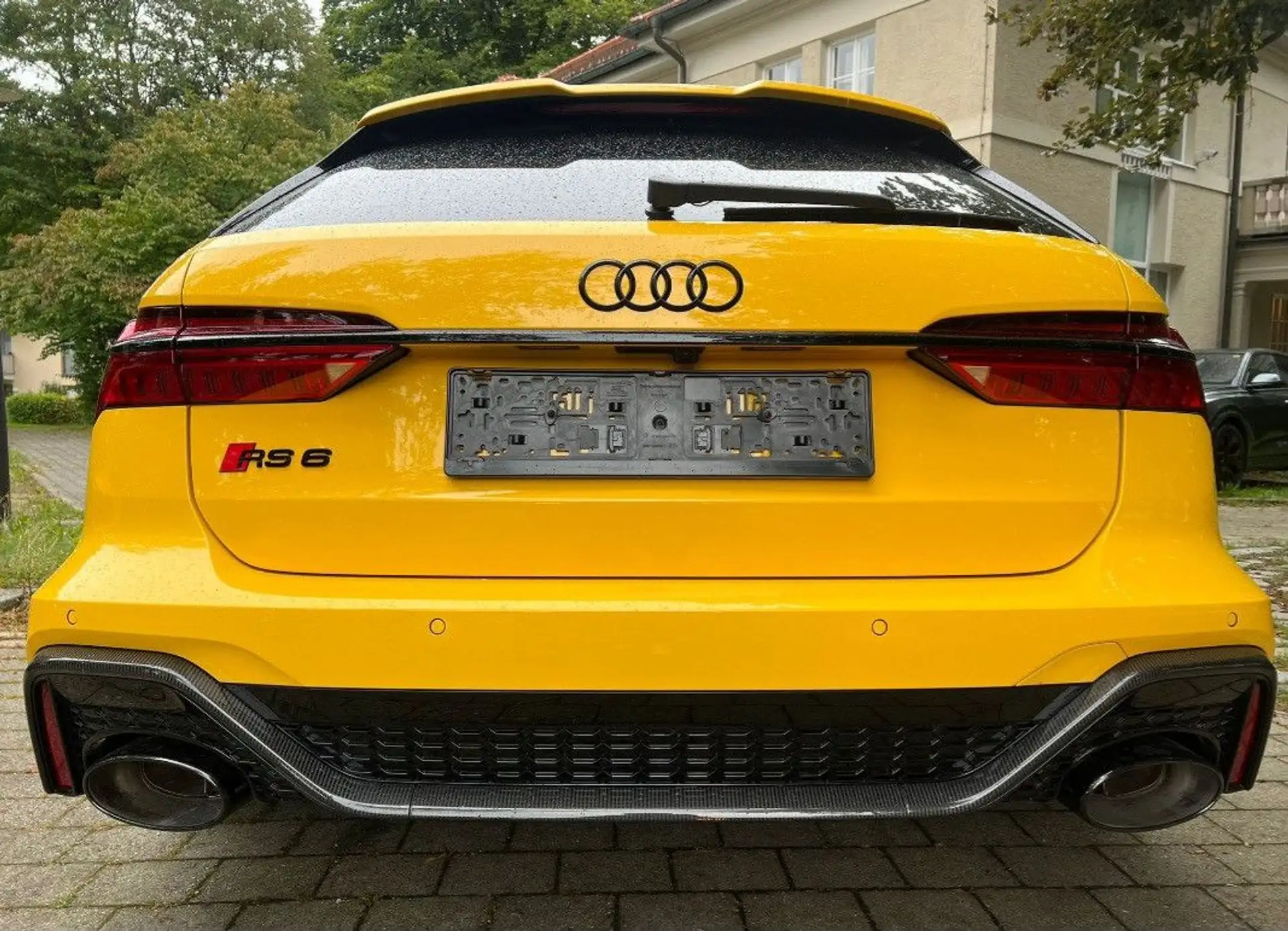 아우디 Audi RS6 4.0 TFSI 2024 노랑 사진 6