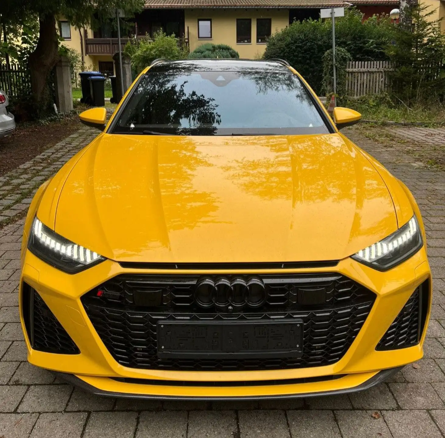 아우디 Audi RS6 4.0 TFSI 2024 노랑 사진 4