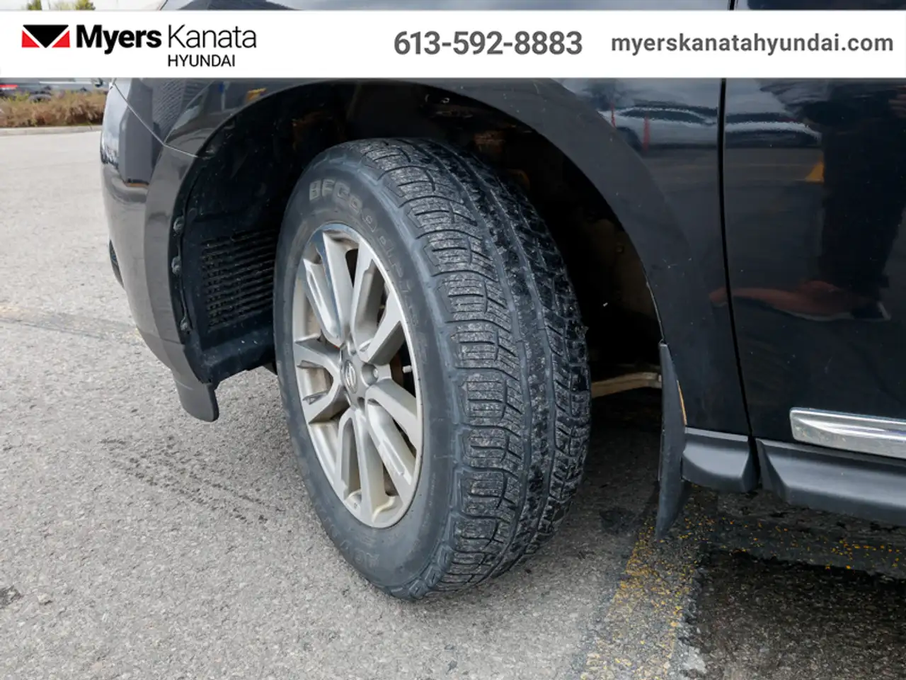 Nissan Pathfinder снимка Nissan Pathfinder