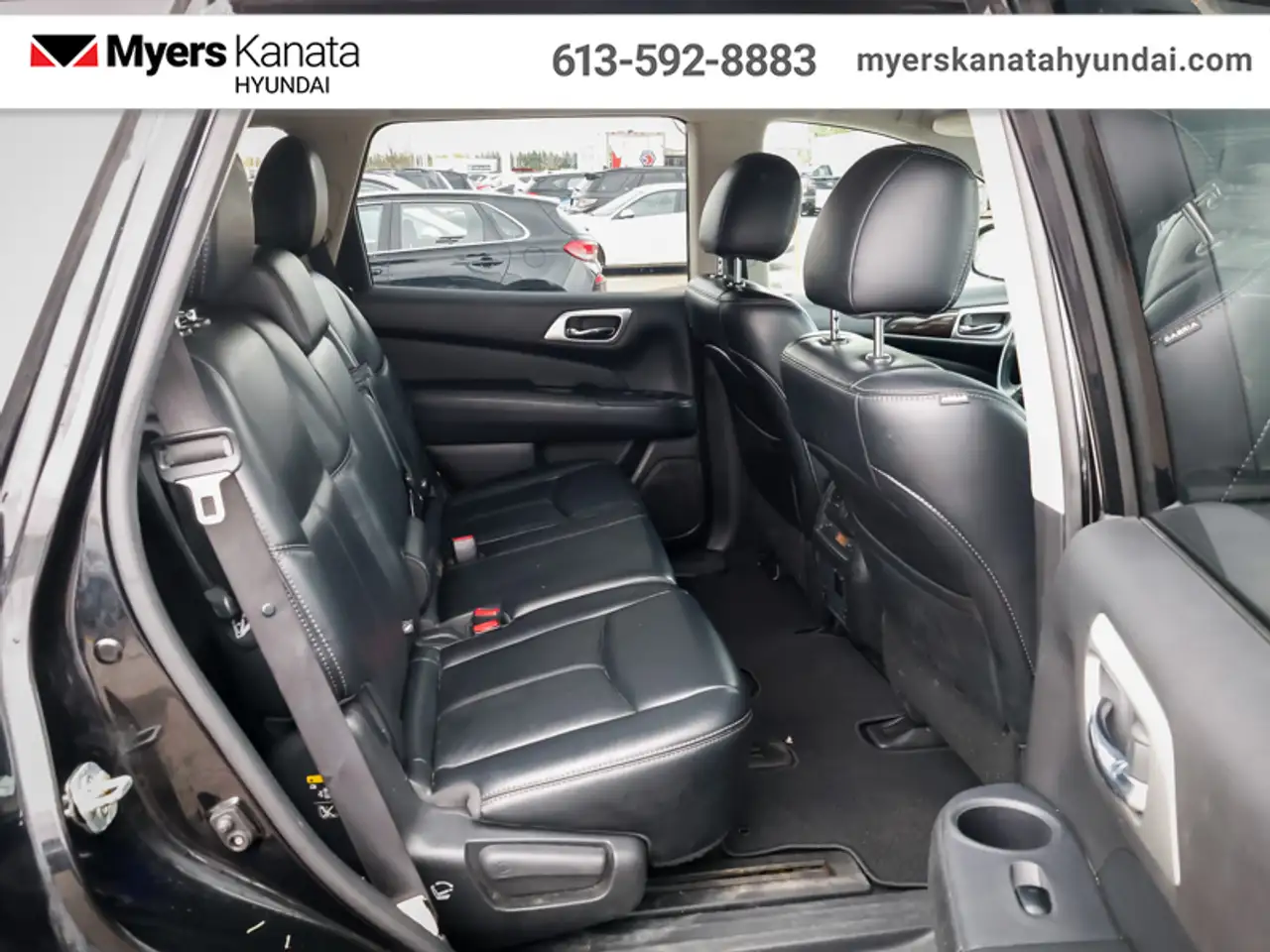 Nissan Pathfinder снимка Nissan Pathfinder
