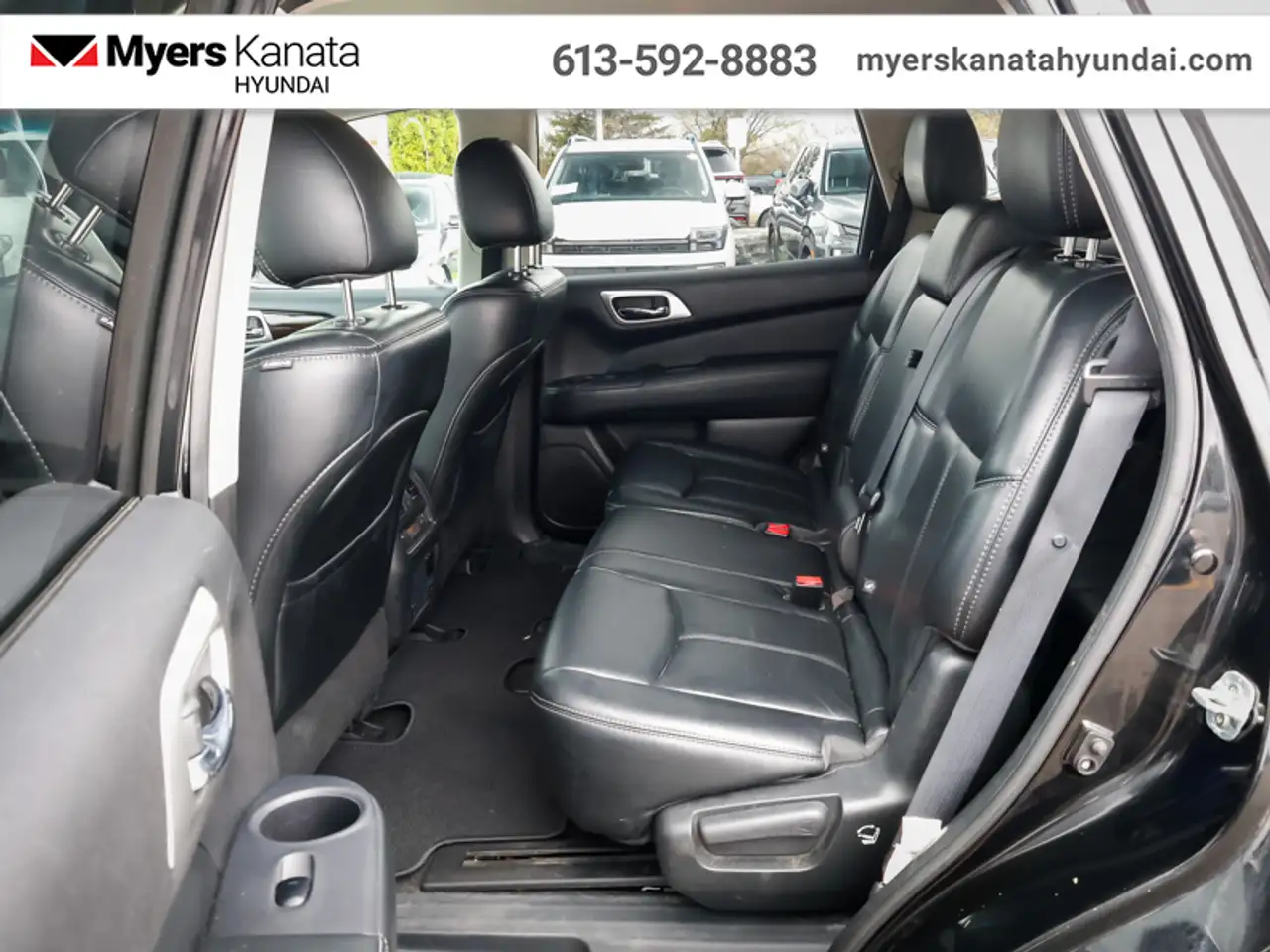 Nissan Pathfinder снимка Nissan Pathfinder
