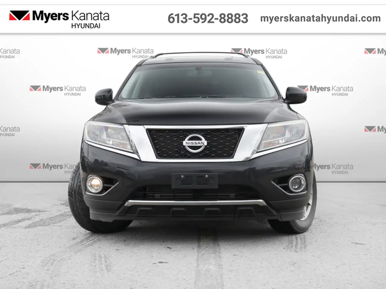 Nissan Pathfinder снимка Nissan Pathfinder