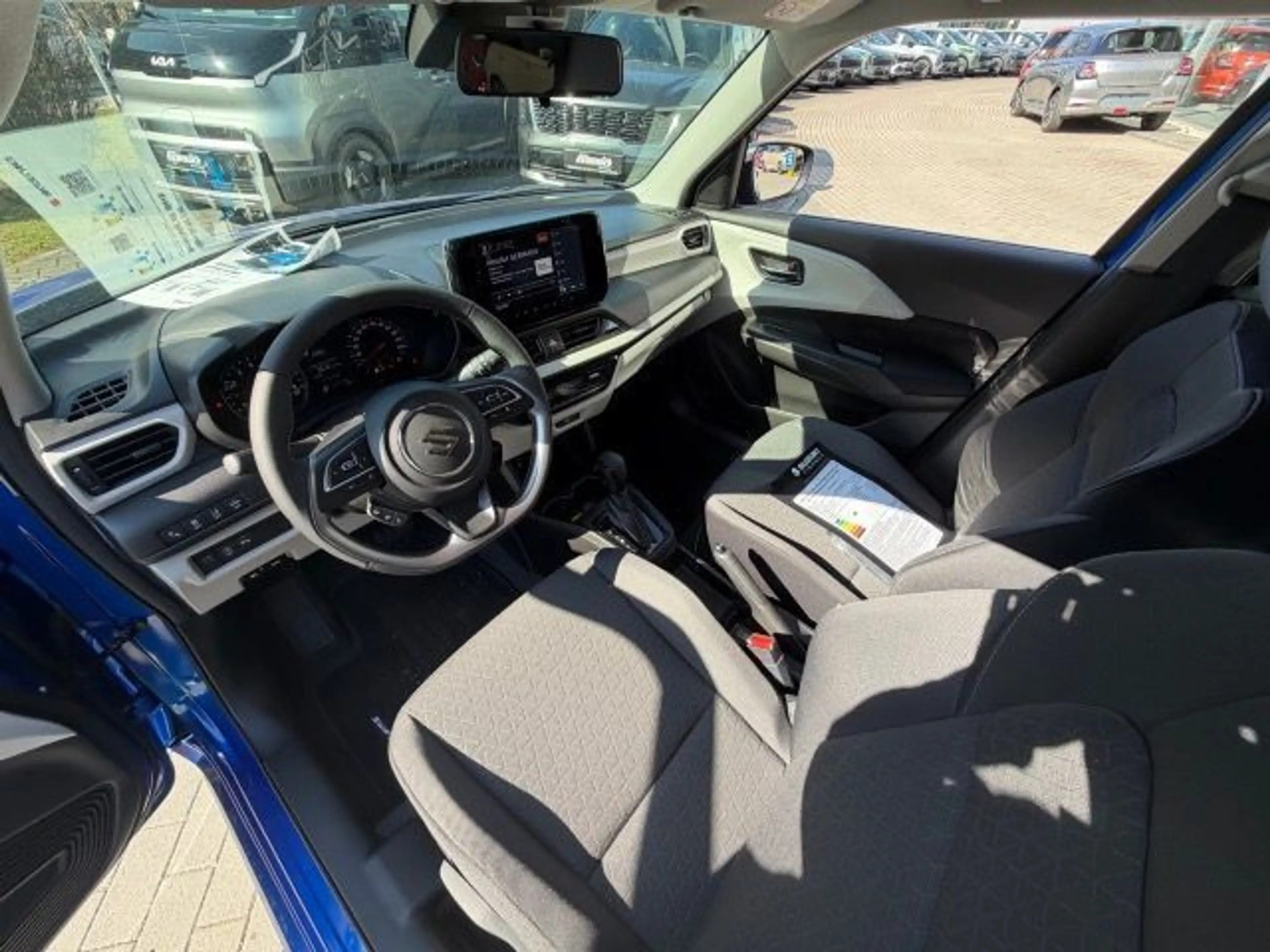 Suzuki Swift SWIFT 1.2 DUALJET HYBRID 5-GANG COMFORT — photo 15