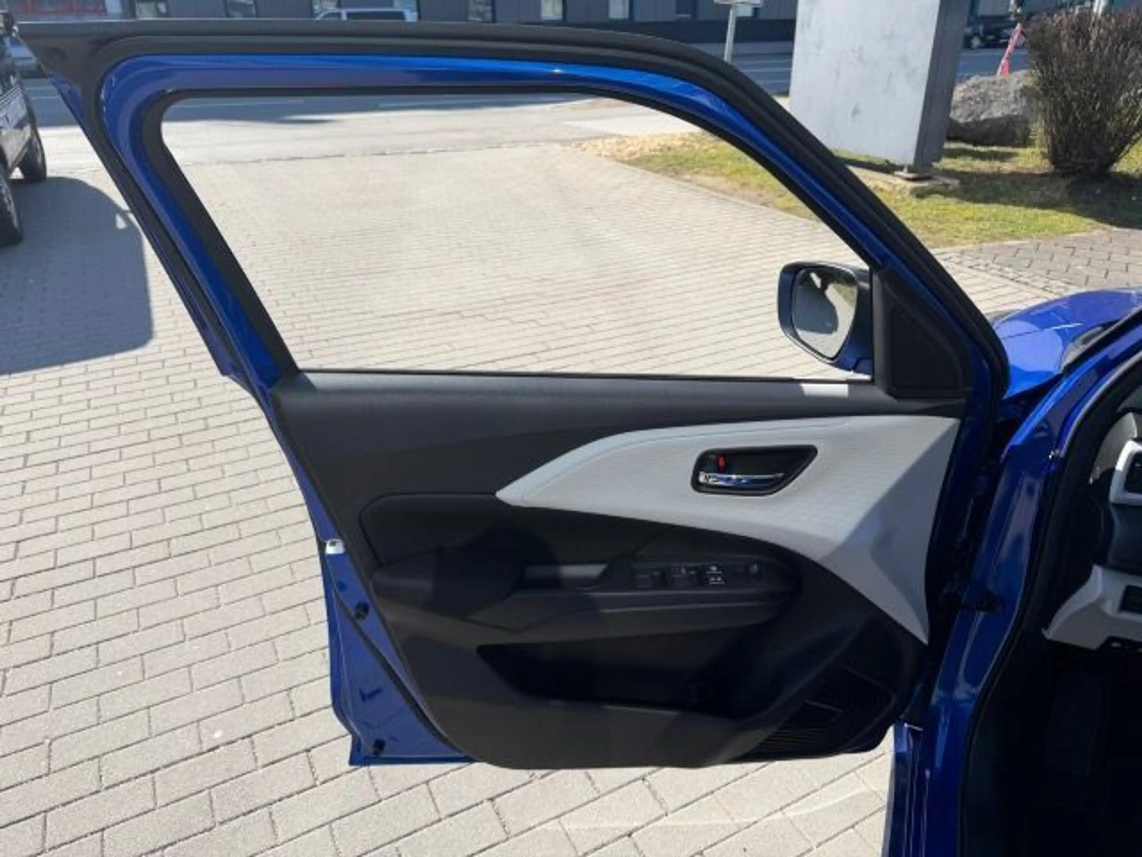 Suzuki Swift SWIFT 1.2 DUALJET HYBRID 5-GANG COMFORT — photo 12