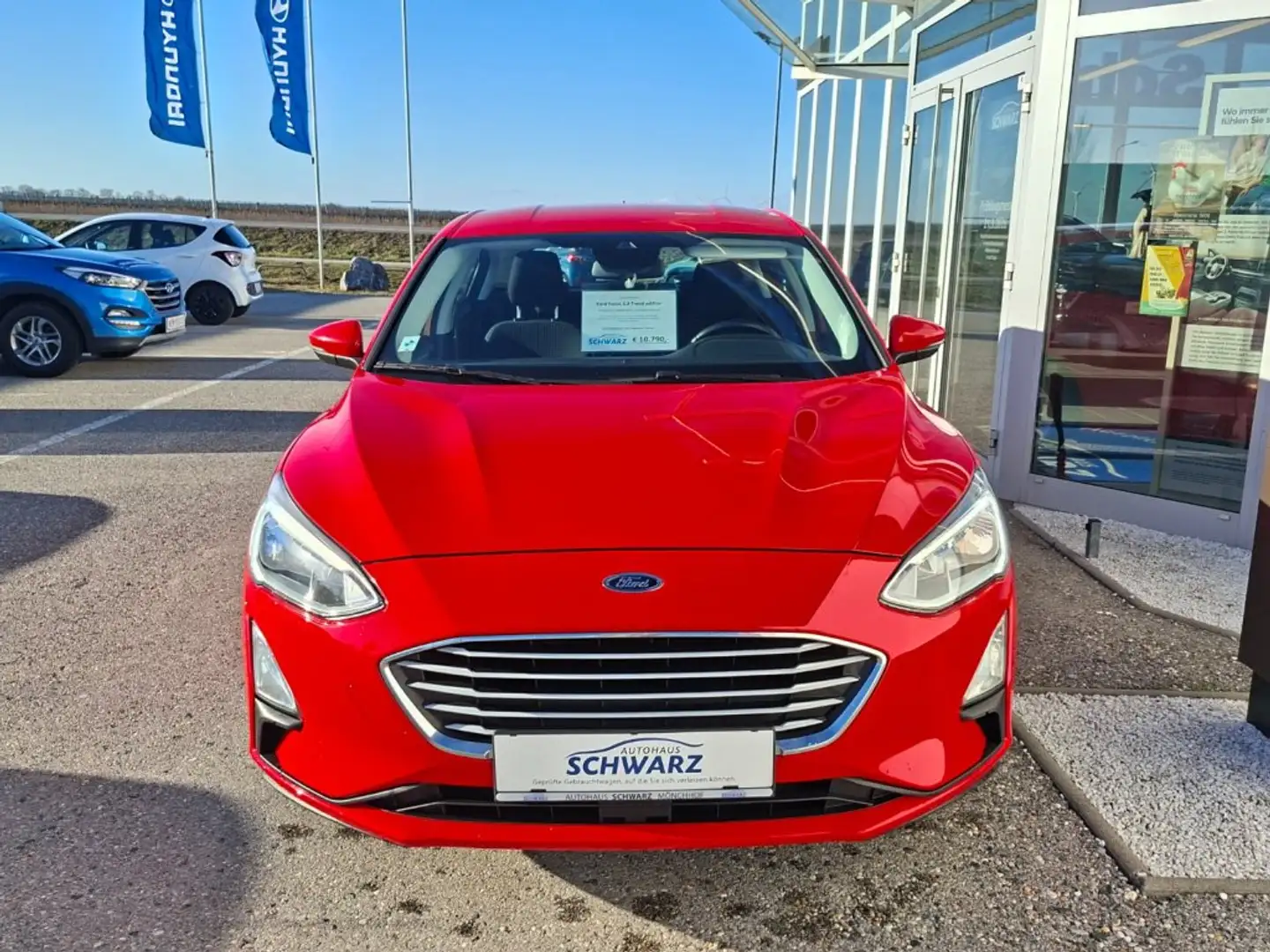 Ford Focus 1,0 EcoBoost Trend Edition Rot - 2
