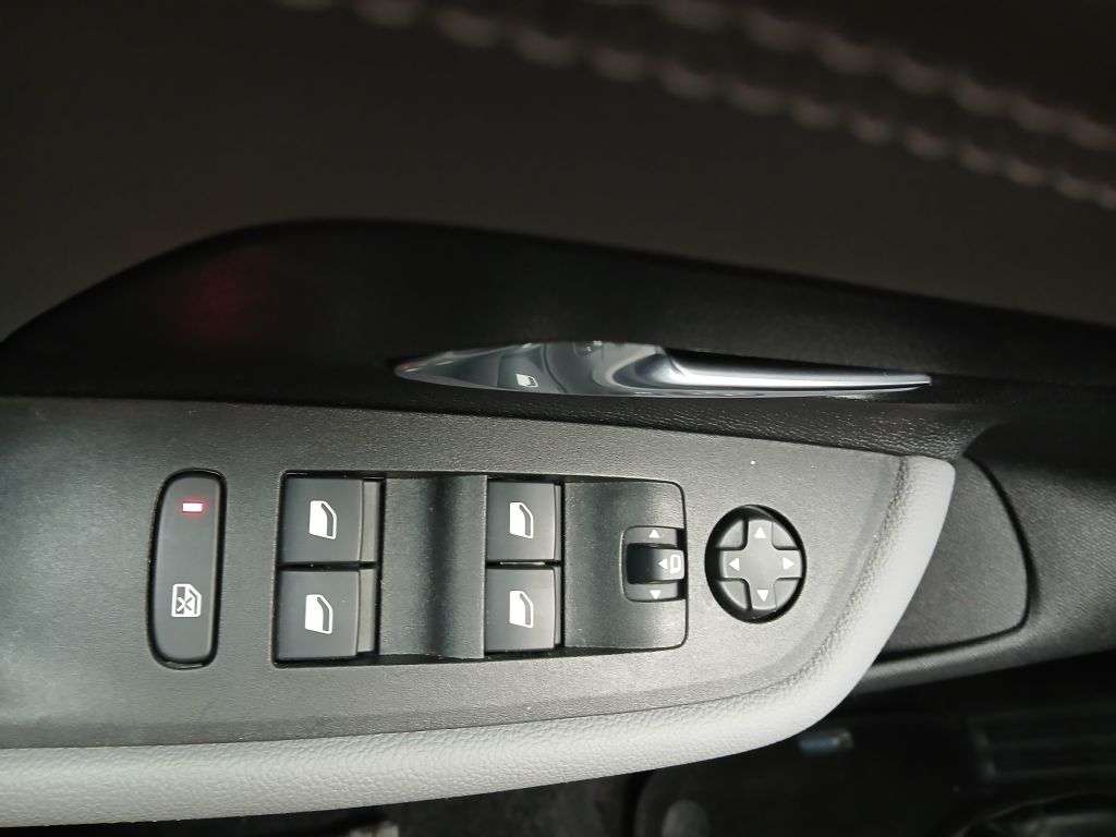 Opel Mokka E