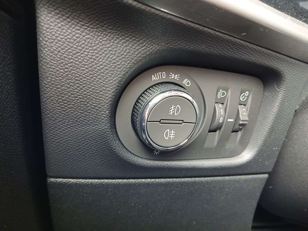 Opel Mokka E