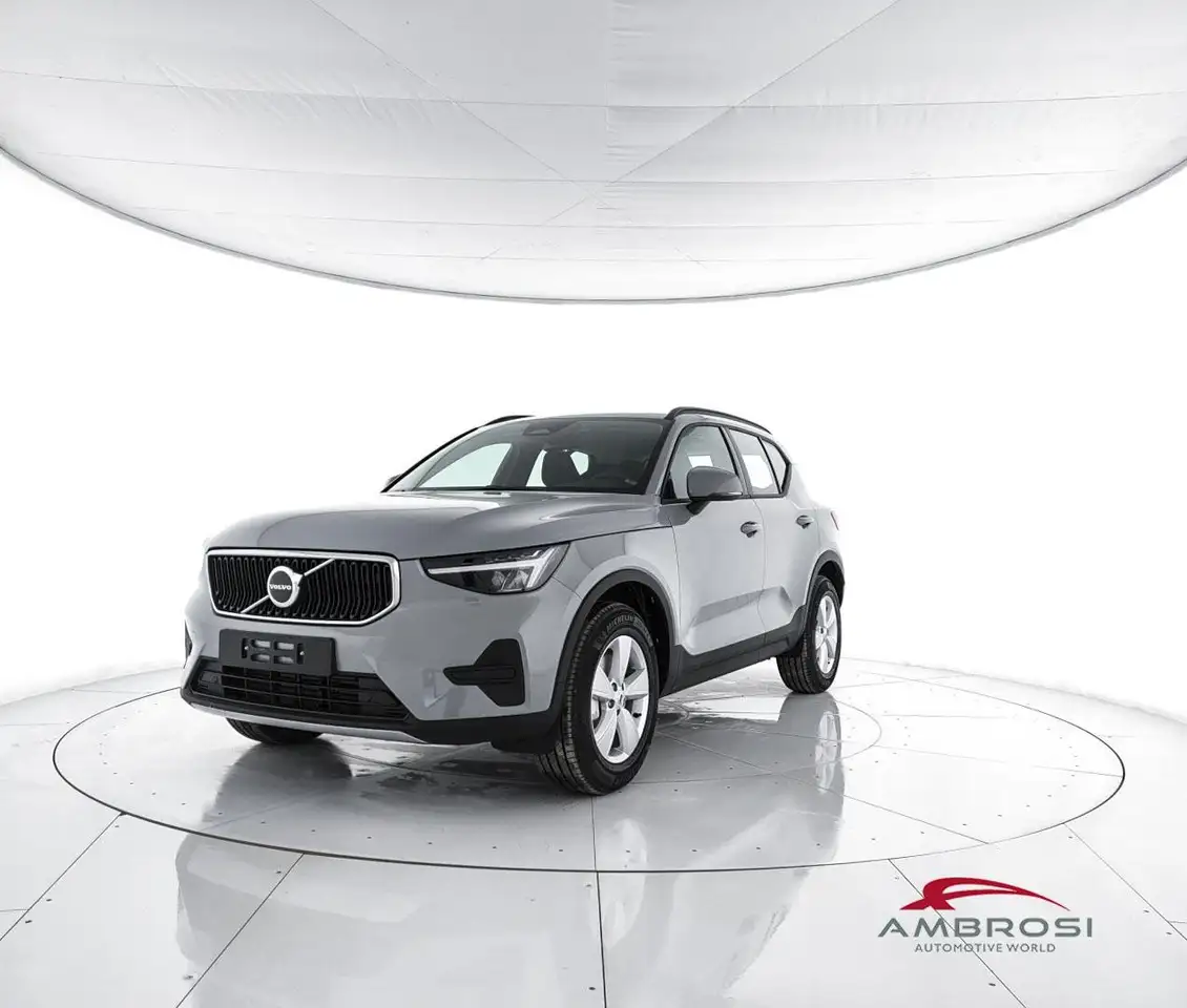 Volvo XC40 2026