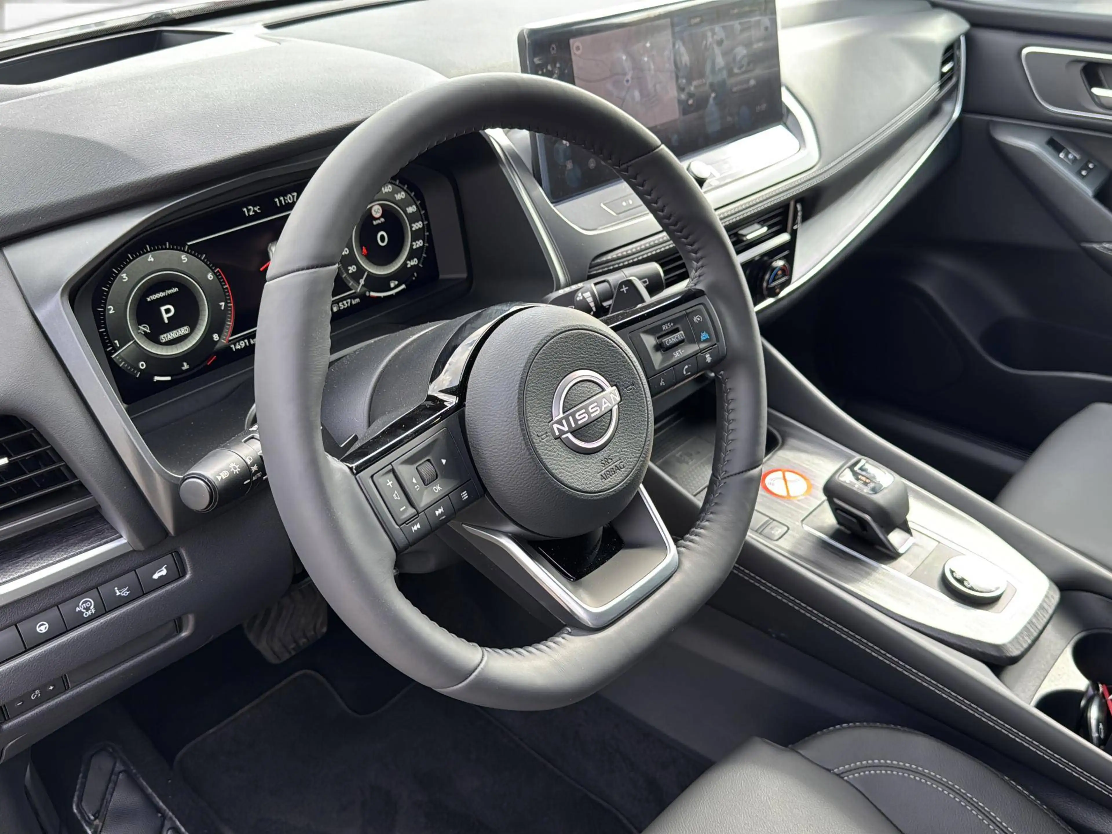 Nissan Qashqai 1.3 Tekna 4x4 DIG-T Xtronic / %SSV% — photo 11