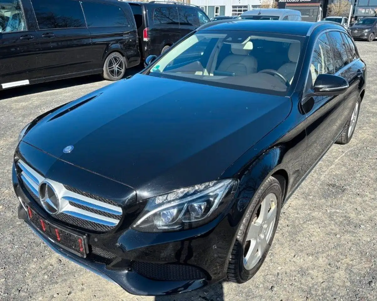 Mercedes-Benz C 220