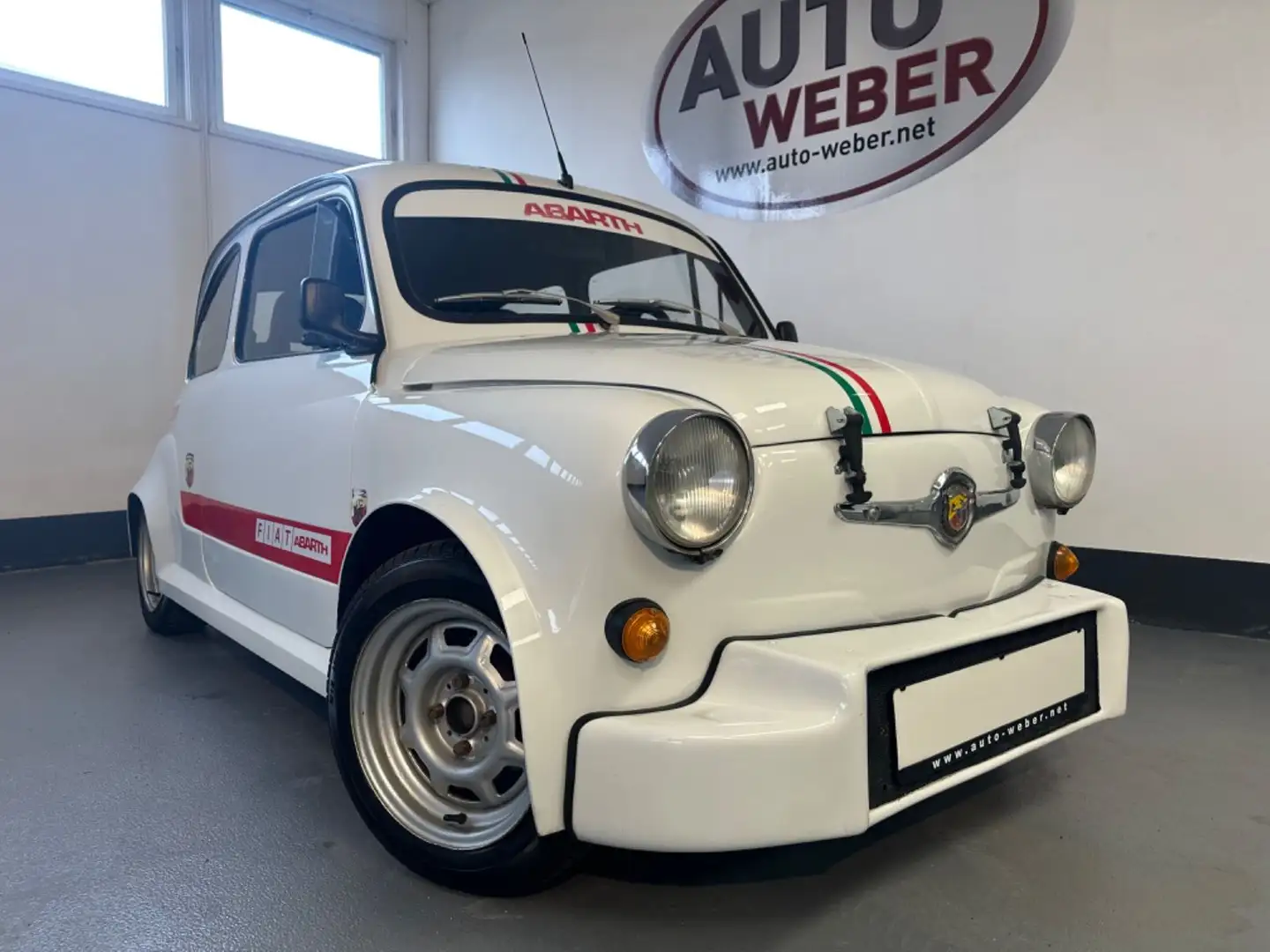 Abarth 750**ABARTH REPLICA**HINGUCKER**UNIKAT** White - 1