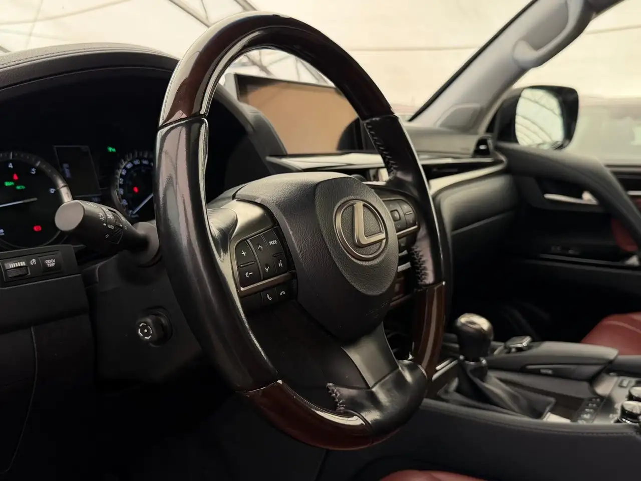 Lexus LX fotografie Lexus LX