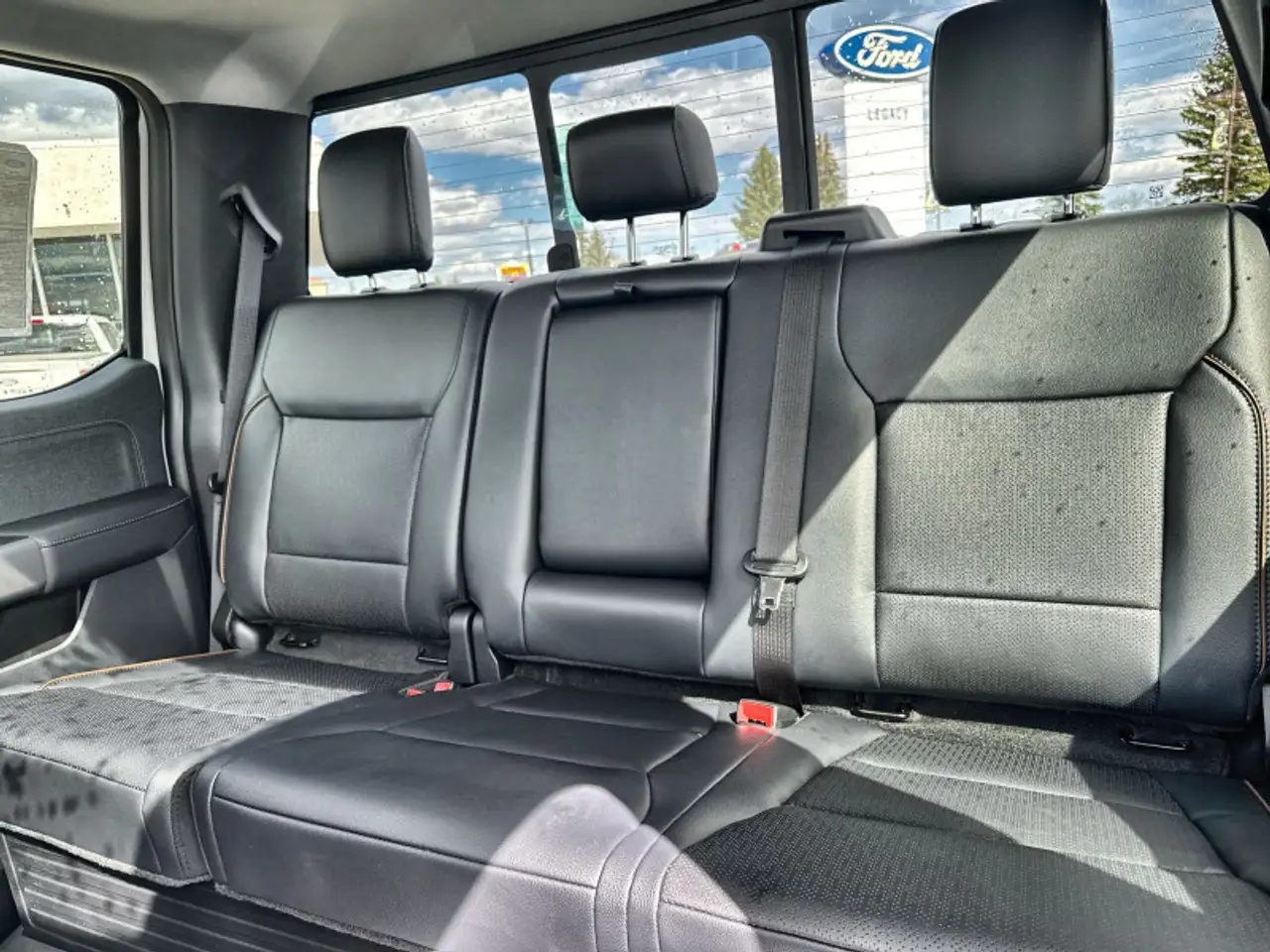 Ford F 350 снимка Ford F 350