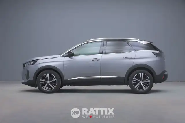 Peugeot 3008 view 2