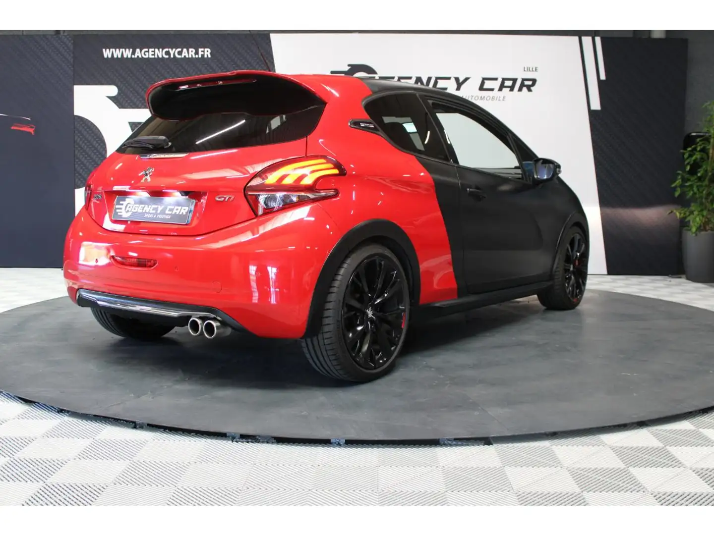 Peugeot 208 1.6 THP 208ch GTi by Peugeot Sport Historique Complet ! Negro - 2