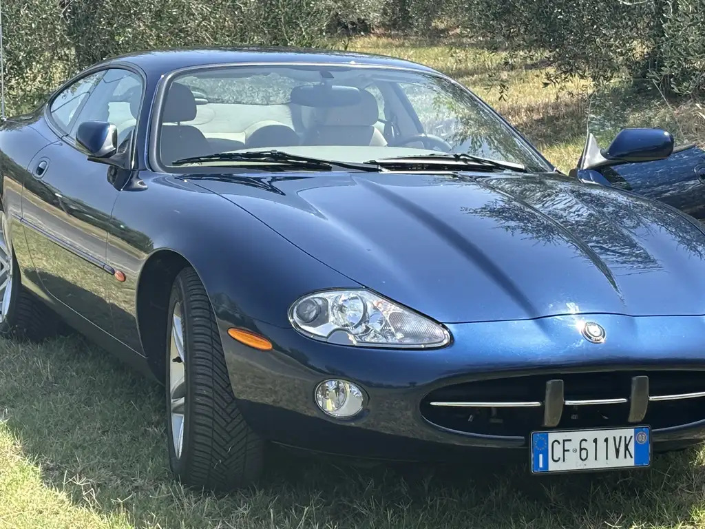 Jaguar XK8 2003 из Европы — купить под ключ