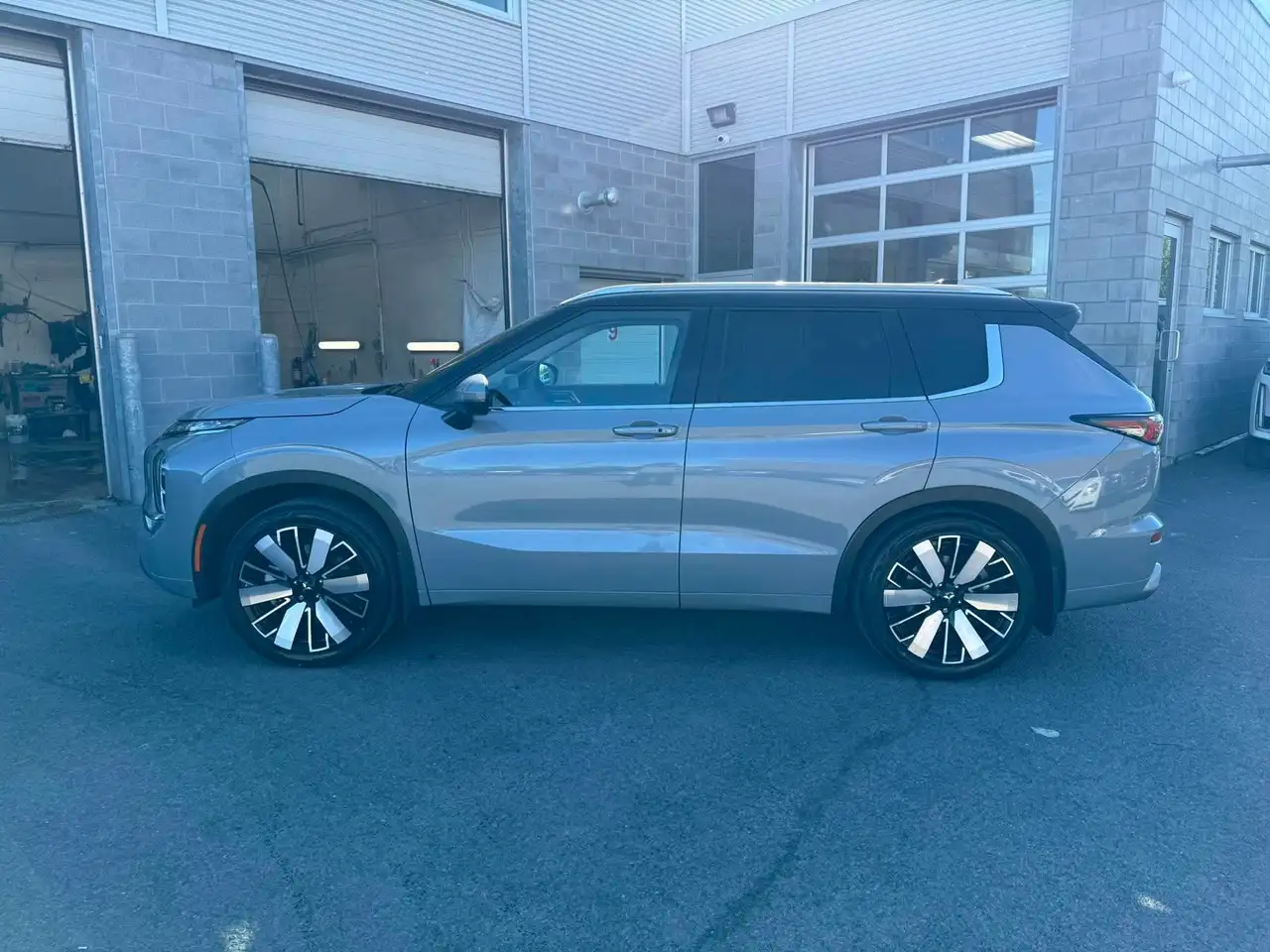 Mitsubishi Outlander снимка Mitsubishi Outlander