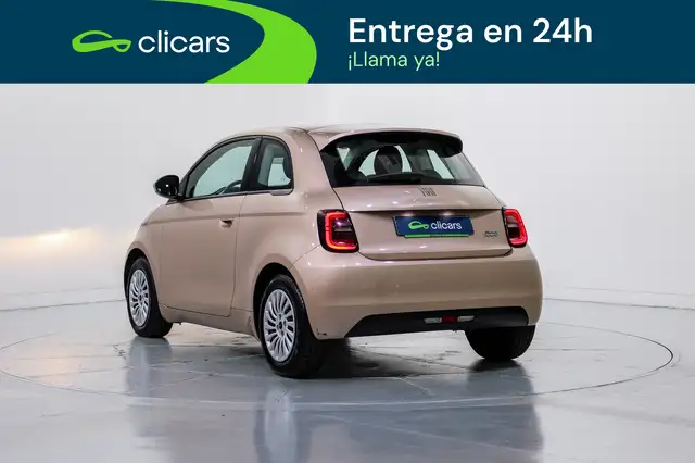 Fiat 500e view 9