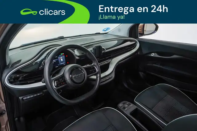 Fiat 500e view 14