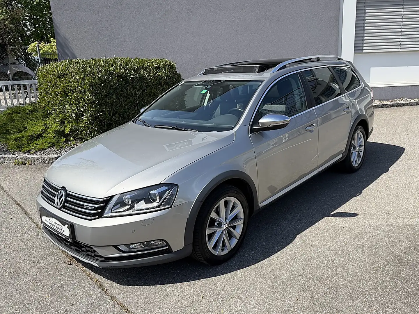 Volkswagen Passat Alltrack BMT Sky 2,0 TDI DPF 4Motion Grau - 1