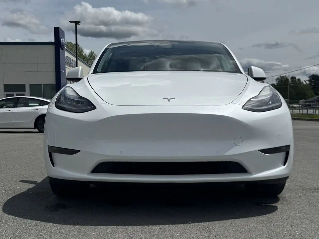Tesla Model Y fotografie Tesla Model Y