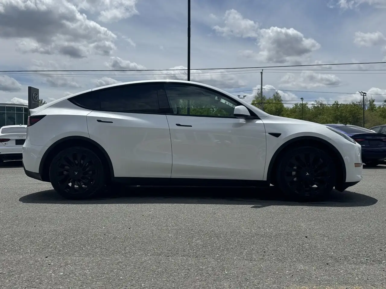 Tesla Model Y fotografie Tesla Model Y